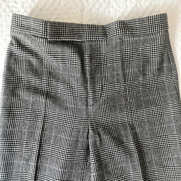 Ralph Lauren Purple Label 100% Wool Plaid pant. Size 2. - Picture 4 of 12